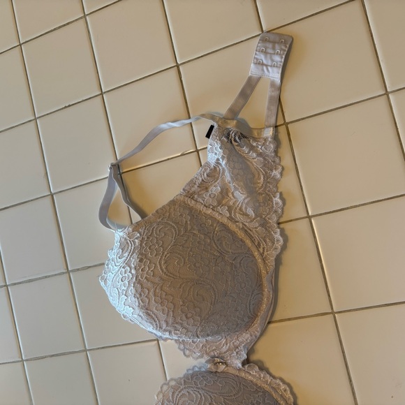 Women’s white Lace Underwire Bra size 36DD straps rhinestone smart & sexy - Picture 12 of 12